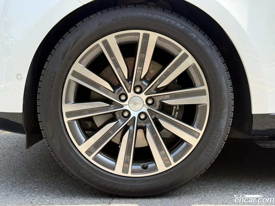 Land Rover Range Rover P530 AB LWB 2022 — миниатюра 5