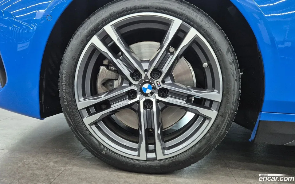 BMW 1 Series 120i M 2023 — миниатюра 5