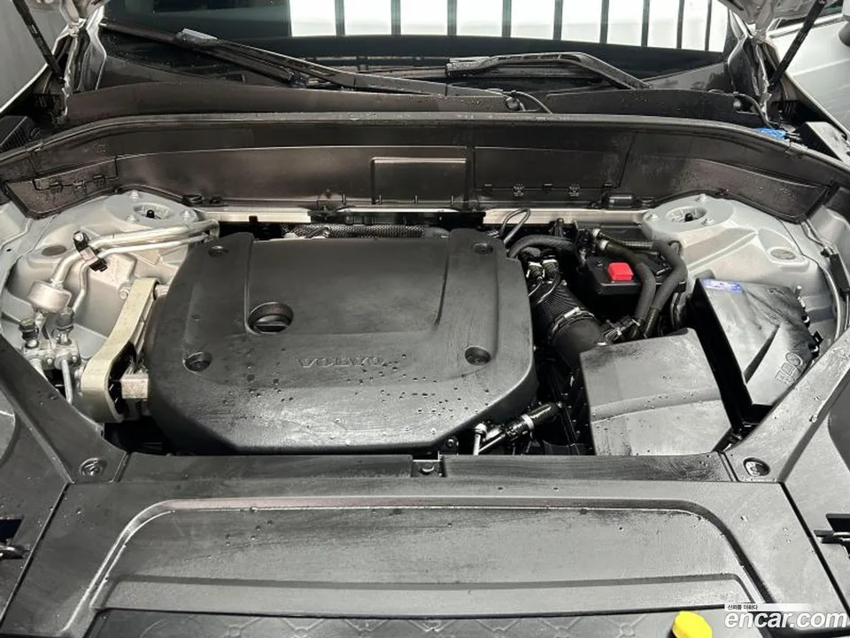 Volvo XC90 B6 2023 — миниатюра 5