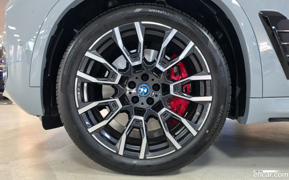 BMW X5 xDrive 50e M 2025 — миниатюра 5