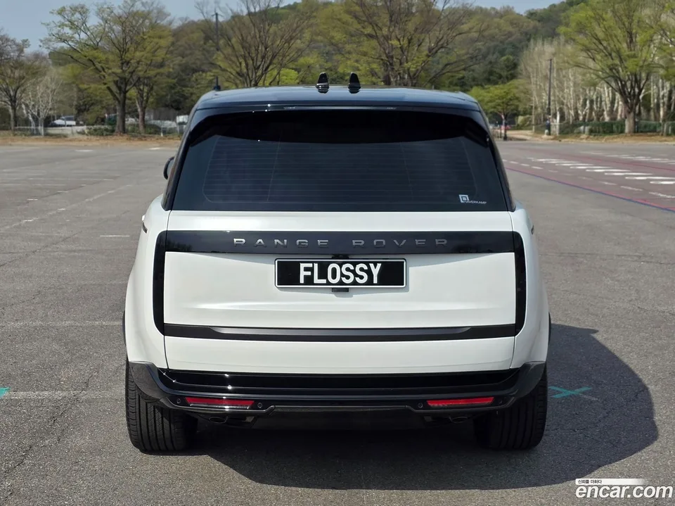 Land Rover Range Rover P530 AB LWB 2025 — миниатюра 4