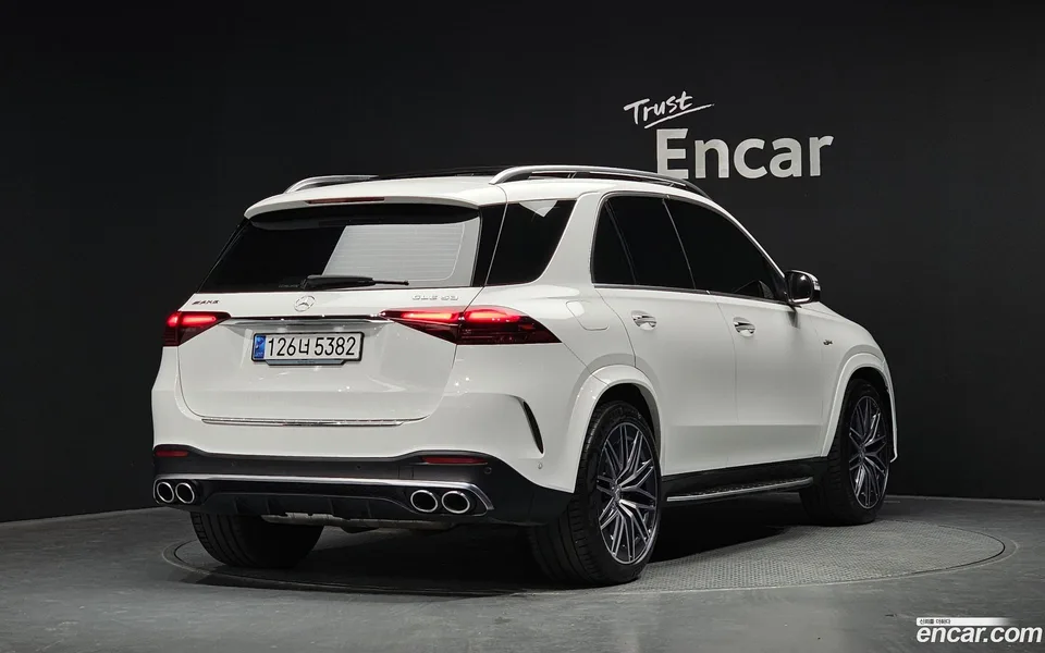 Mercedes-Benz GLE-Class AMG GLE53 4MATIC+ 2024 — миниатюра 2