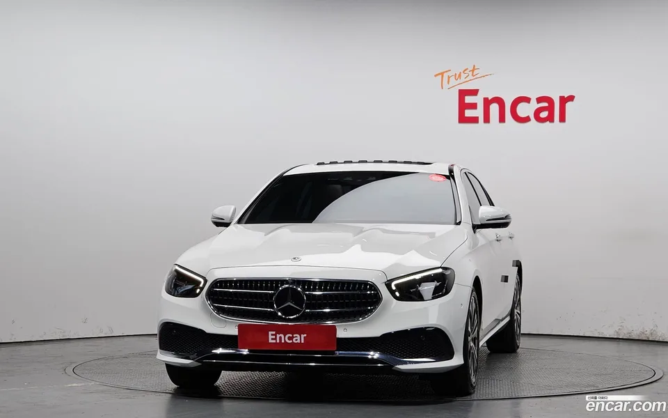 Mercedes-Benz E-Class E250 2022 — миниатюра 3