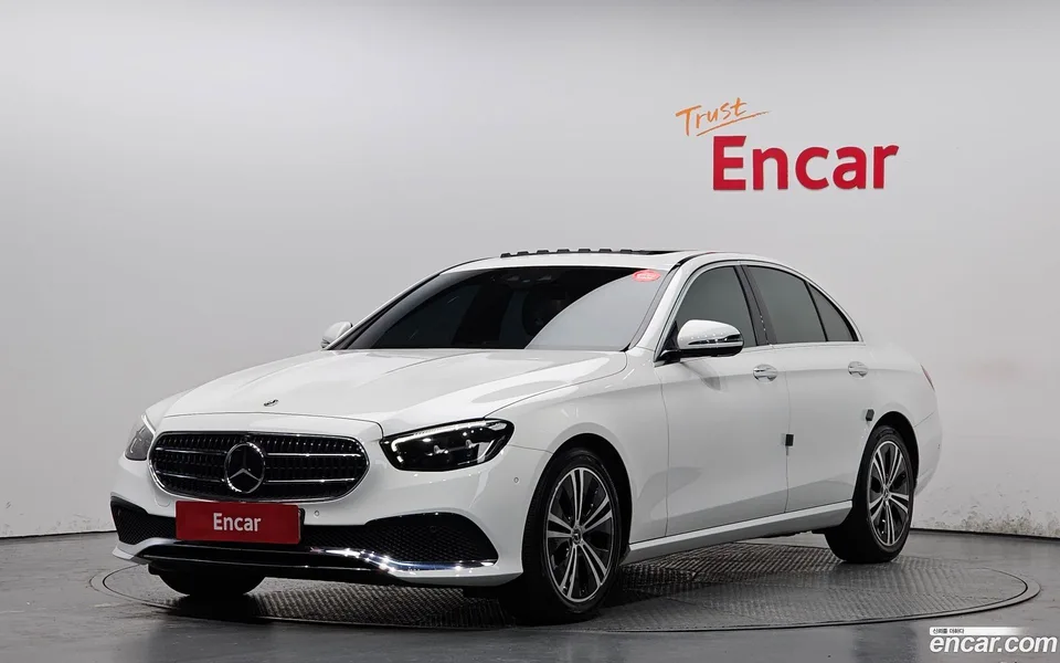 Mercedes-Benz E-Class E250 2022 — фото 1, купить с доставкой в Москву