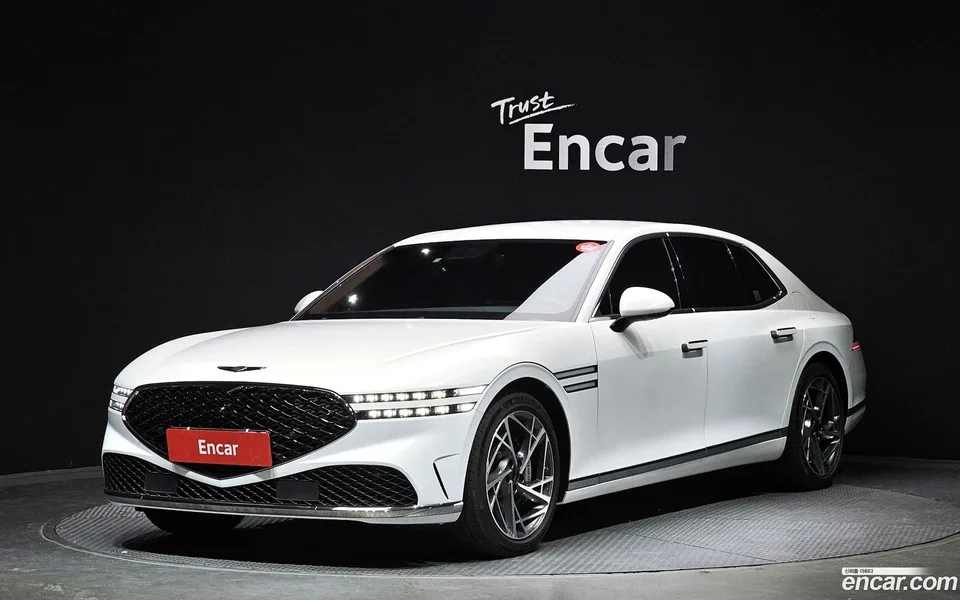 Genesis G90 3.5 AWD 2022 — фото 1, купить с доставкой в Москву