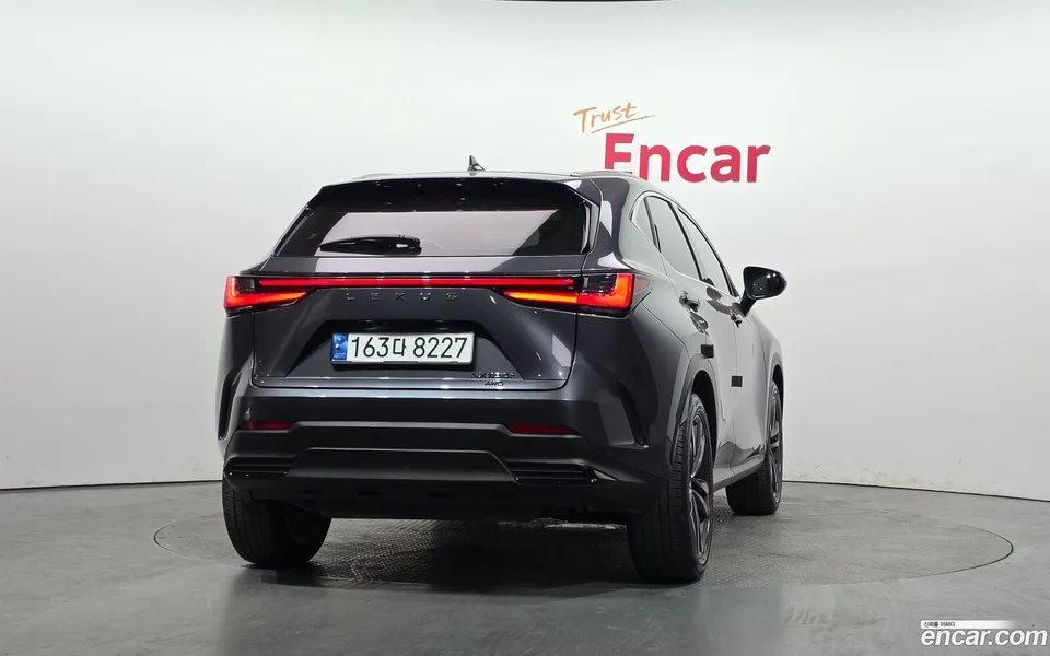 Lexus NX 350h 2023 — миниатюра 4