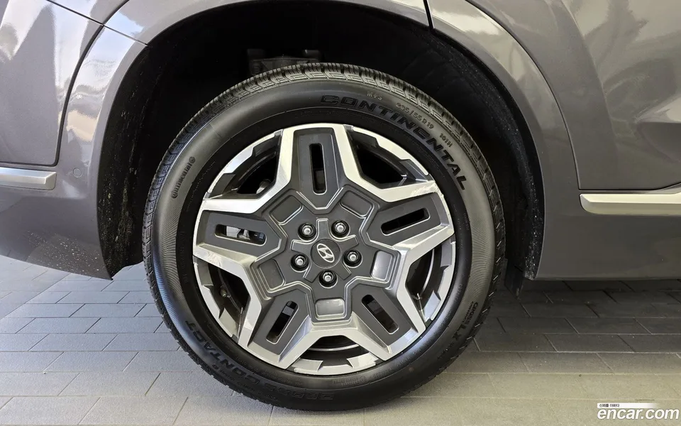 Hyundai SantaFe HEV 1.6 2WD 2023 — миниатюра 5