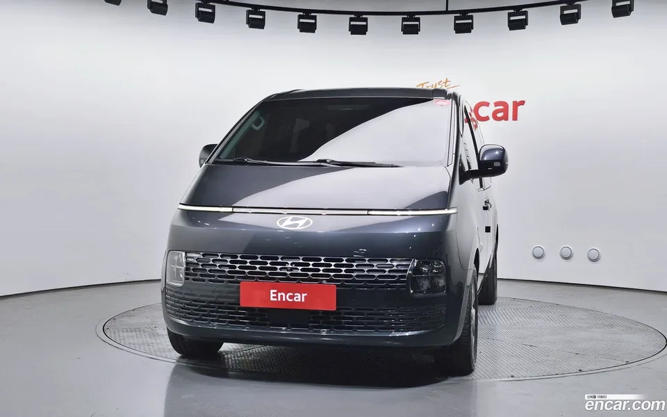 Hyundai Staria HEV 1.6 9 2024 — миниатюра 3