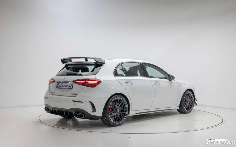 Mercedes-Benz A-Class AMG A45 4MATIC+ 2025 — миниатюра 2