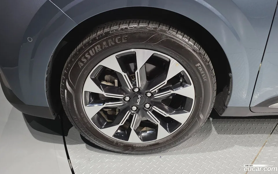Kia Carnival 7 2022 — миниатюра 5