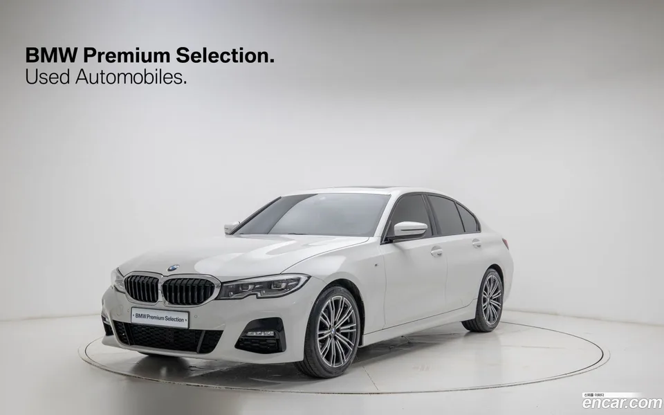 BMW 3 Series 320i M 2022 — фото 1, купить с доставкой в Москву
