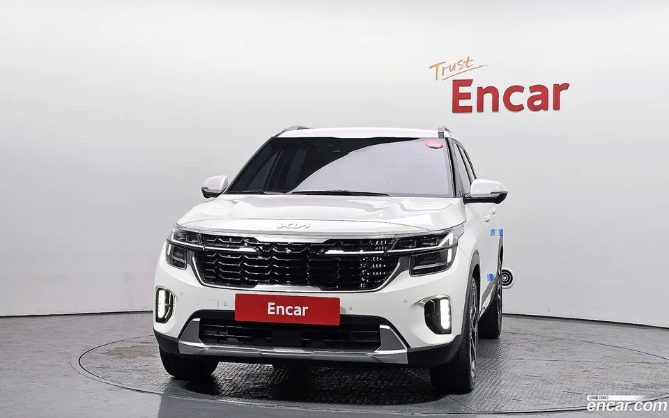 Kia Seltos 2.0 2WD 2023 — миниатюра 3