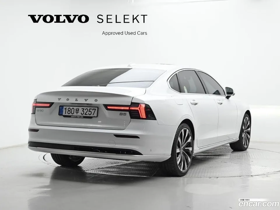 Volvo S90 B5 2026 — миниатюра 2