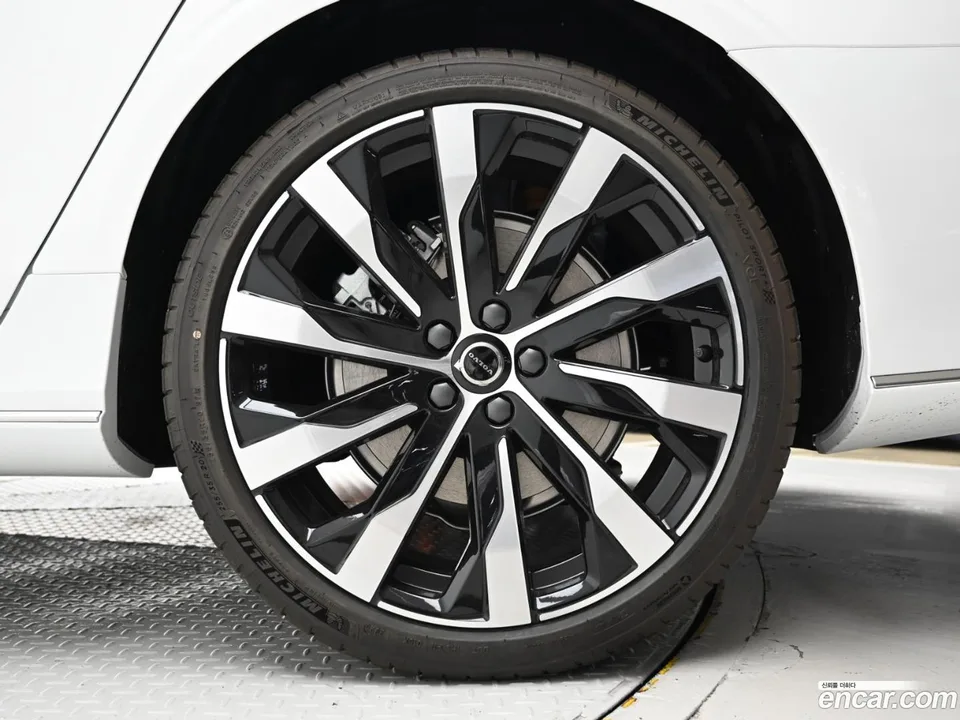 Volvo S90 B5 2026 — миниатюра 5