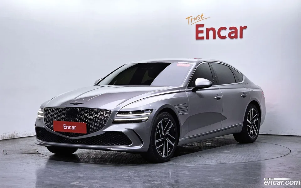 Genesis G80 2.5 AWD 2025 — фото 1, купить с доставкой в Москву