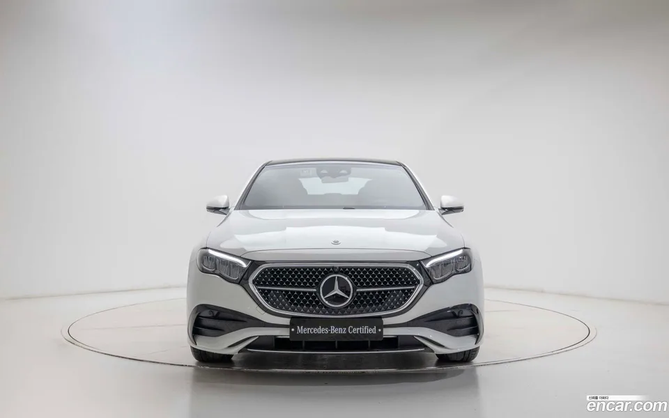 Mercedes-Benz E-Class E200 AMG Line 2025 — миниатюра 3