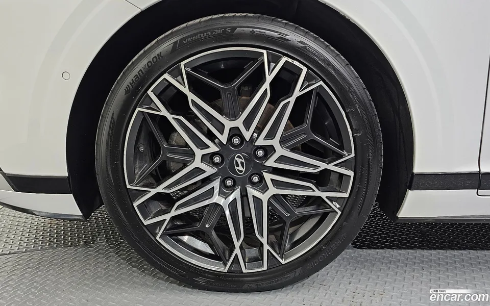 Hyundai Grandeur 2.5 2WD 2023 — миниатюра 5