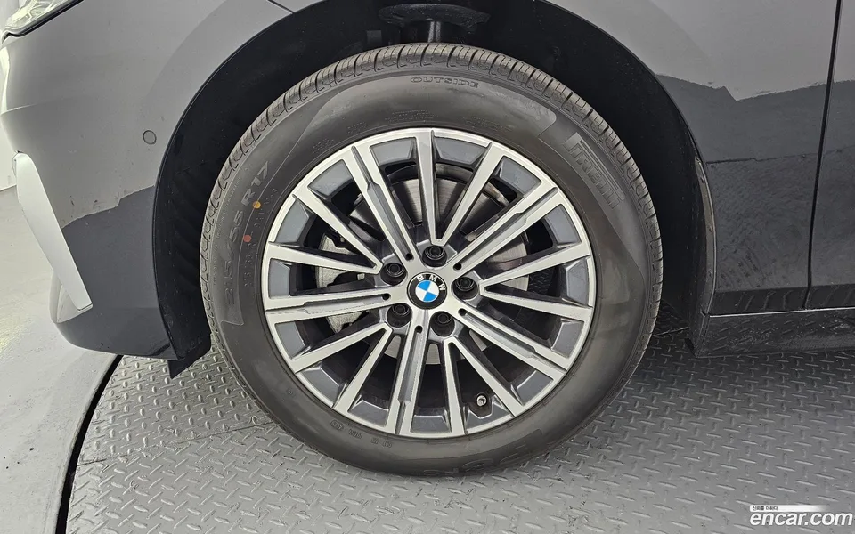 BMW 2 Series Active Tourer 220i 2025 — миниатюра 5