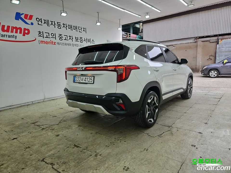 Kia Seltos 2.0 2WD 2023 — миниатюра 2