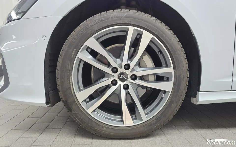 Audi A6 45 TFSI 2022 — миниатюра 5
