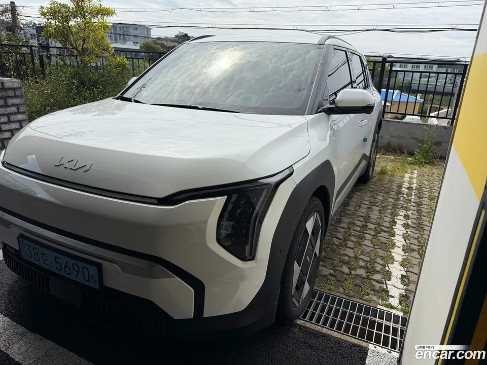 Kia EV3 2WD 2025 — миниатюра 2