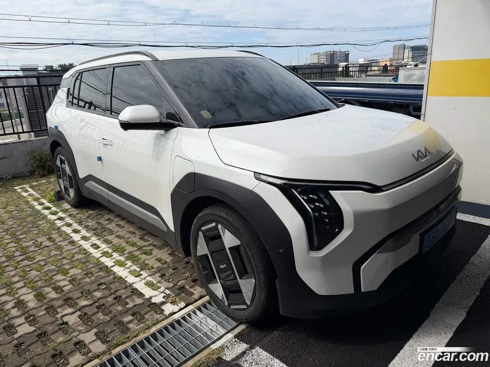 Kia EV3 2WD 2025 — миниатюра 3