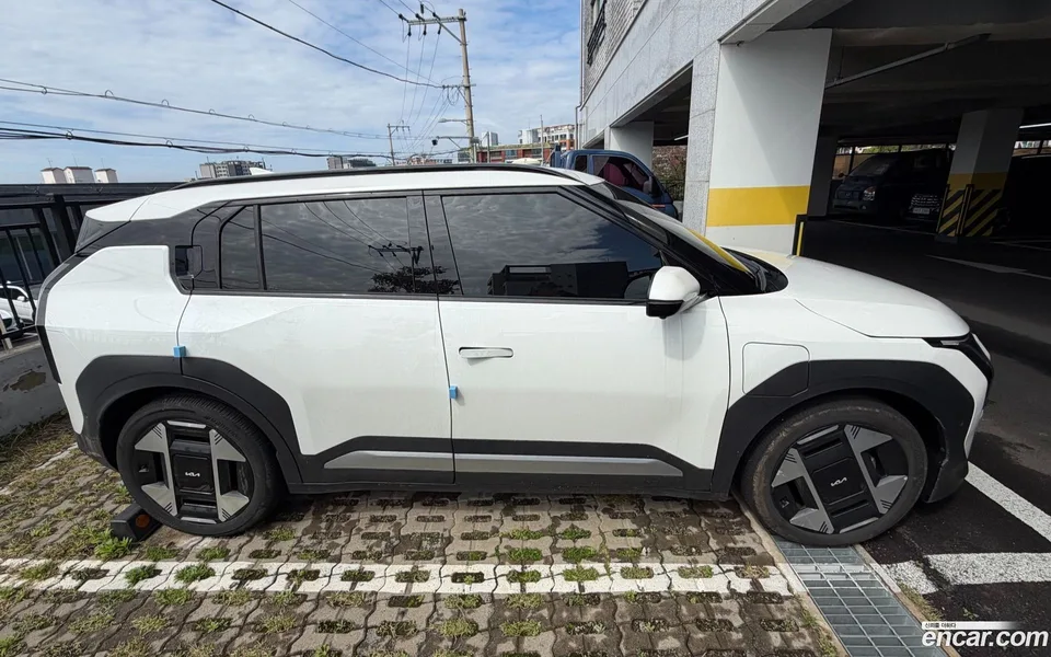 Kia EV3 2WD 2025 — миниатюра 4