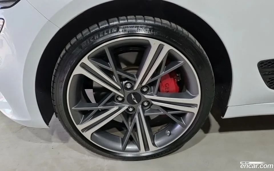 Genesis G70 2.5T 2WD 2024 — миниатюра 5