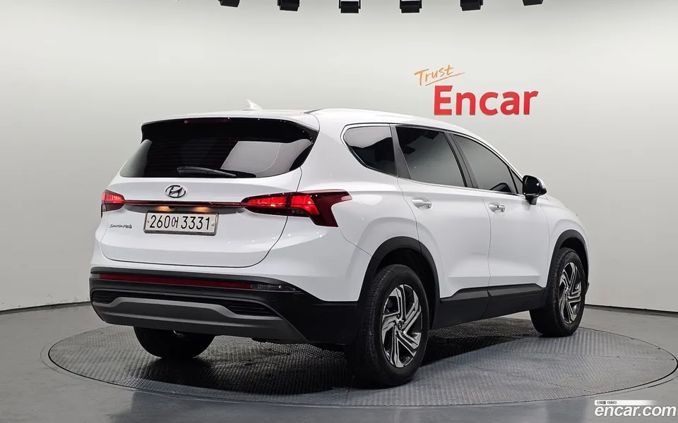 Hyundai SantaFe 2.5T 2WD 2022 — миниатюра 2