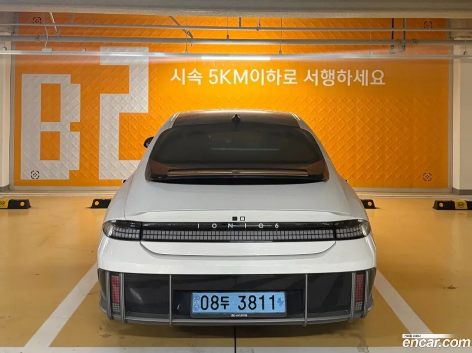 Hyundai Ioniq 6 2023 — миниатюра 2