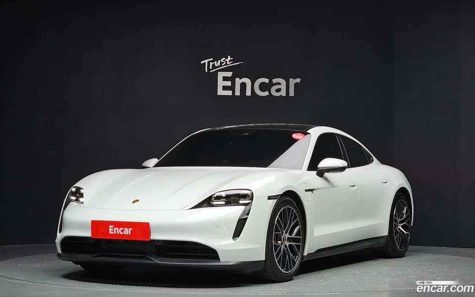 Porsche Taycan 2022 — фото 1, купить с доставкой в Москву