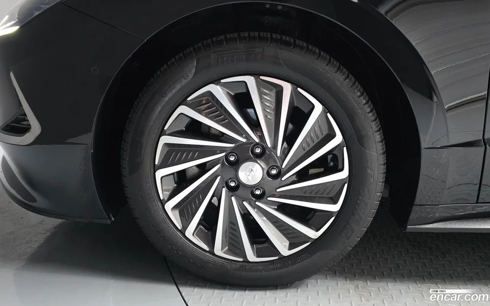 Hyundai Sonata Hybrid 2023 — миниатюра 5