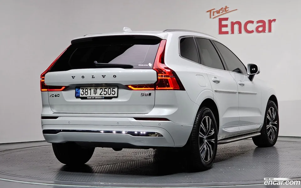 Volvo XC60 B5 2022 — миниатюра 2