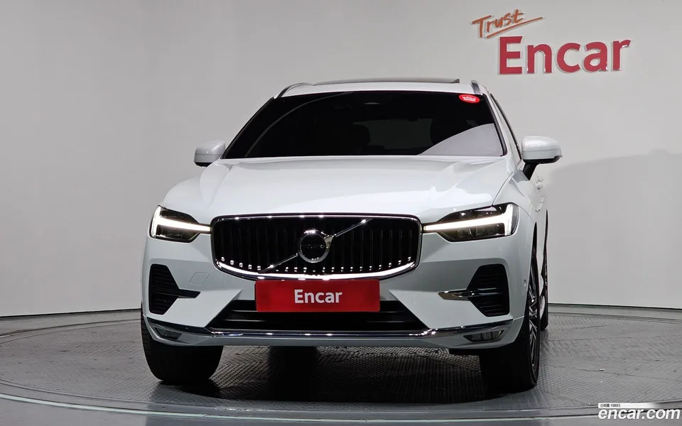 Volvo XC60 B5 2022 — миниатюра 3