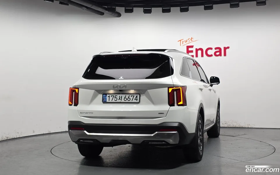 Kia Sorento HEV 1.6 4WD 2024 — миниатюра 4