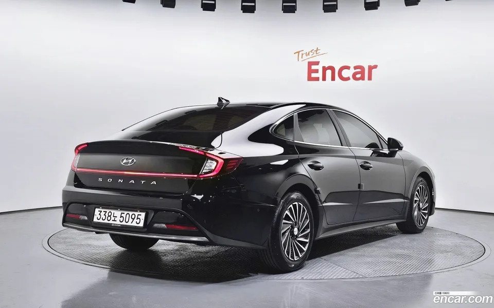 Hyundai Sonata Hybrid 2022 — миниатюра 2