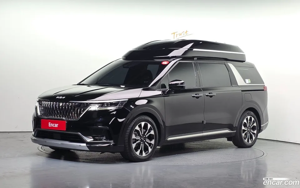 Kia Carnival 9 2022 — фото 1, купить с доставкой в Москву