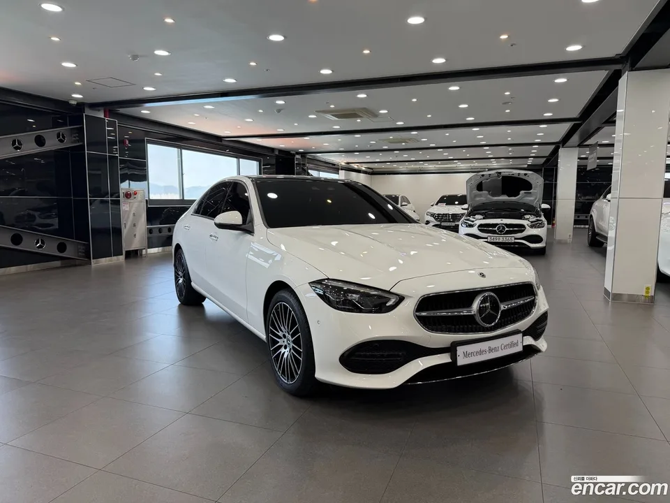 Mercedes-Benz C-Class C200 2024 — миниатюра 2