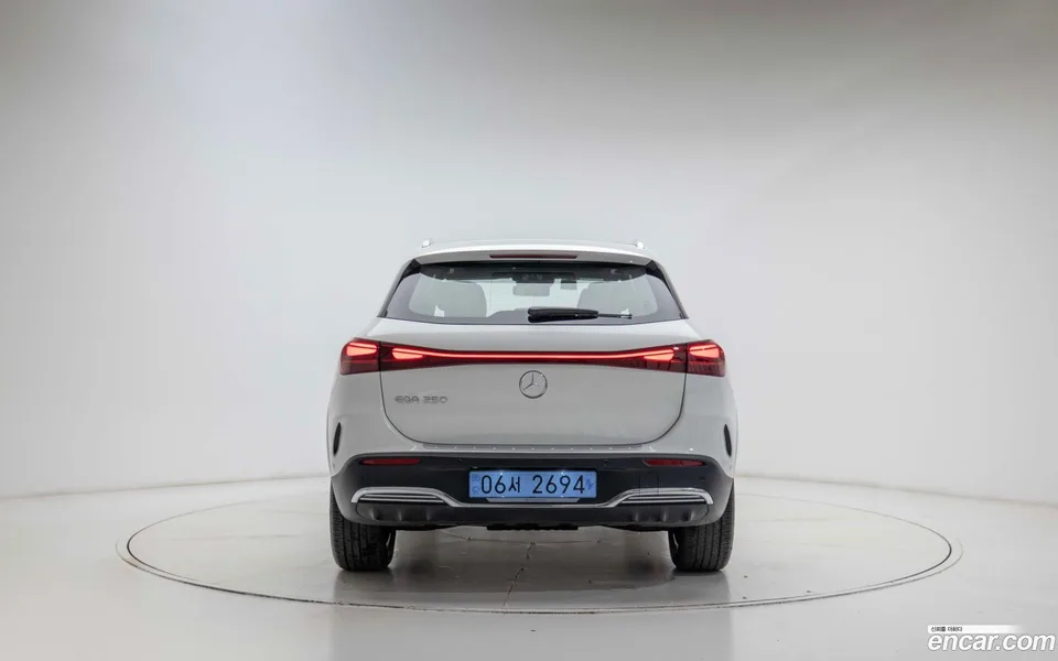 Mercedes-Benz EQA EQA250 AMG 2025 — миниатюра 4