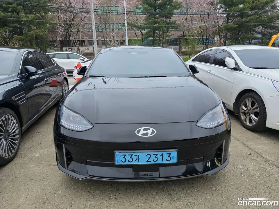Hyundai Ioniq 6 AWD 2023 — фото 1, купить с доставкой в Москву
