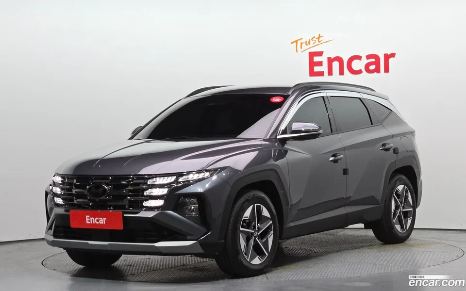 Hyundai Tucson NX4 2.0 2WD 2025 — фото 1, купить с доставкой в Москву