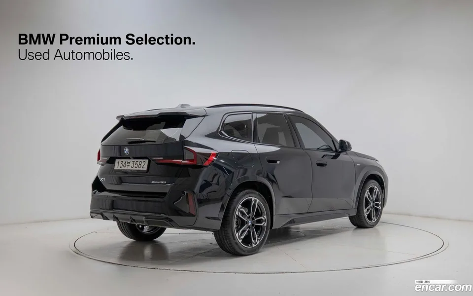 BMW X1 xDrive 20i M 2025 — миниатюра 2