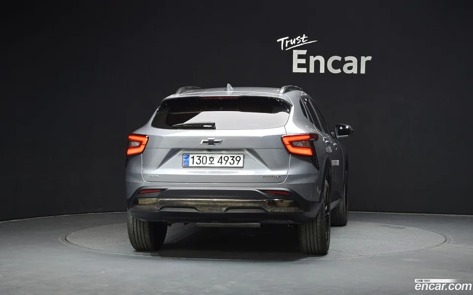 Chevrolet Trax Crossover 1.2 ACTIV 2023 — миниатюра 4