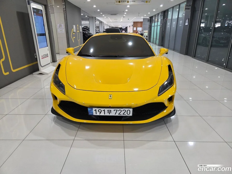 Ferrari F8 Spider 3.9 V8 2022 — миниатюра 3