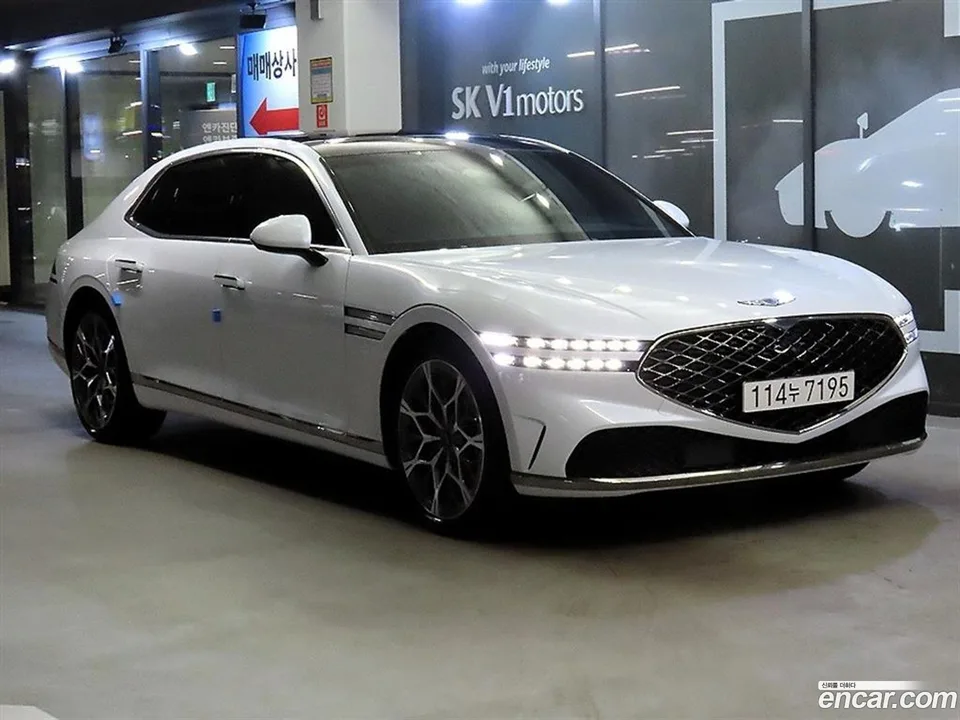 Genesis G90 3.5 AWD 2024 — фото 1, купить с доставкой в Москву