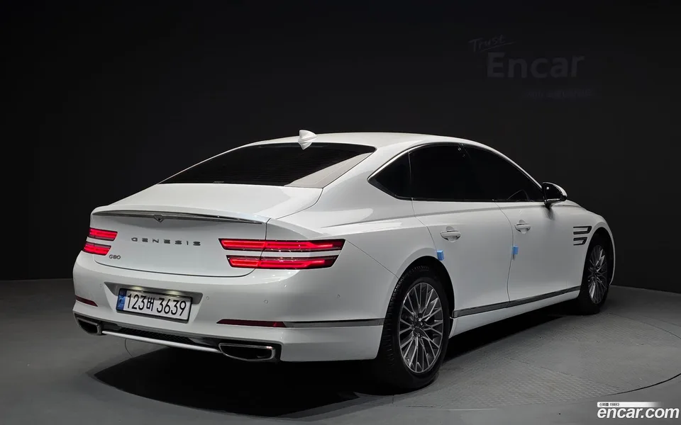Genesis G80 2.5 2WD 2022 — миниатюра 2