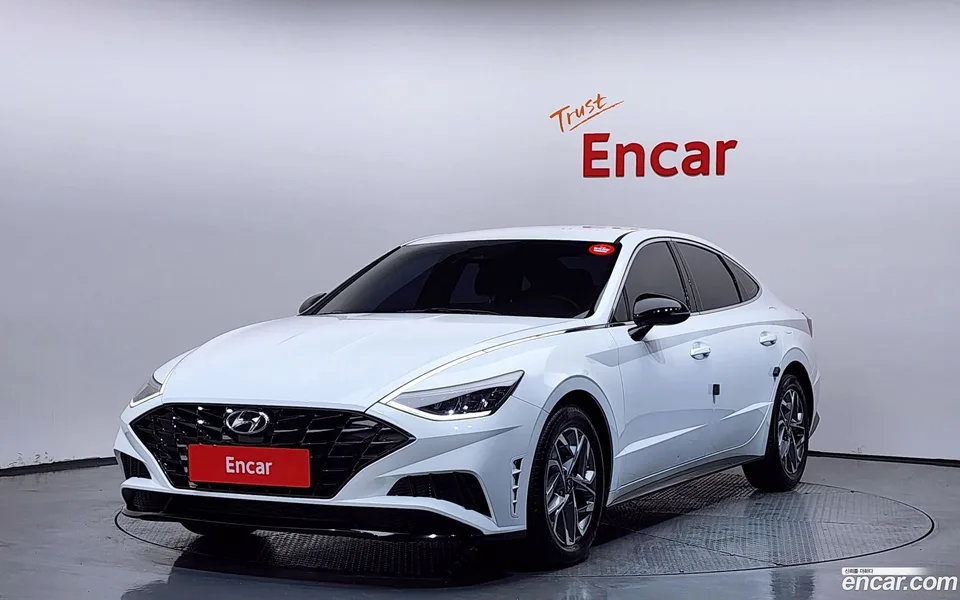 Hyundai Sonata (DN8) 2.0 2023 — фото 1, купить с доставкой в Москву