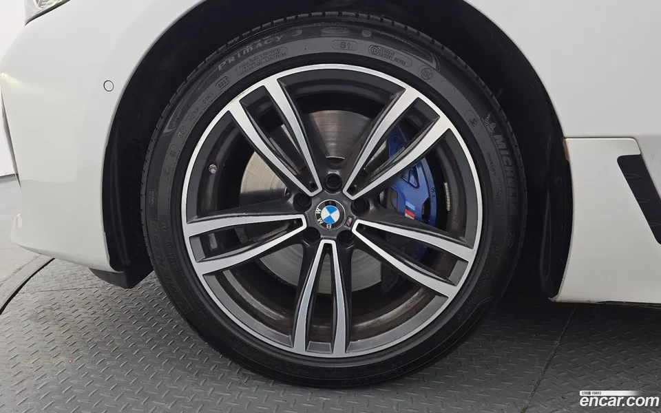 BMW 6 Series GT 620d M 2022 — миниатюра 5