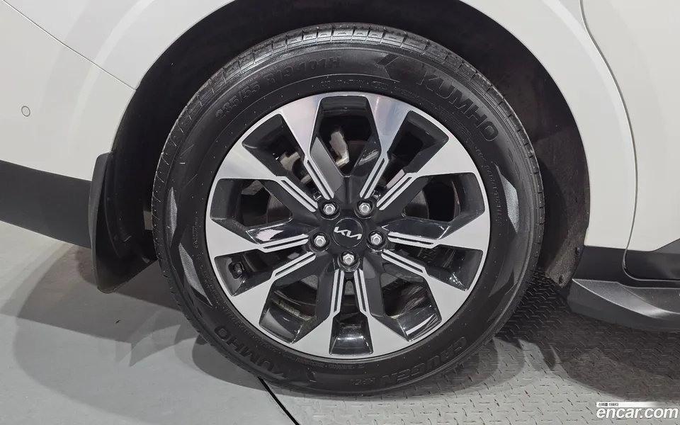 Kia Carnival 7 2023 — миниатюра 5