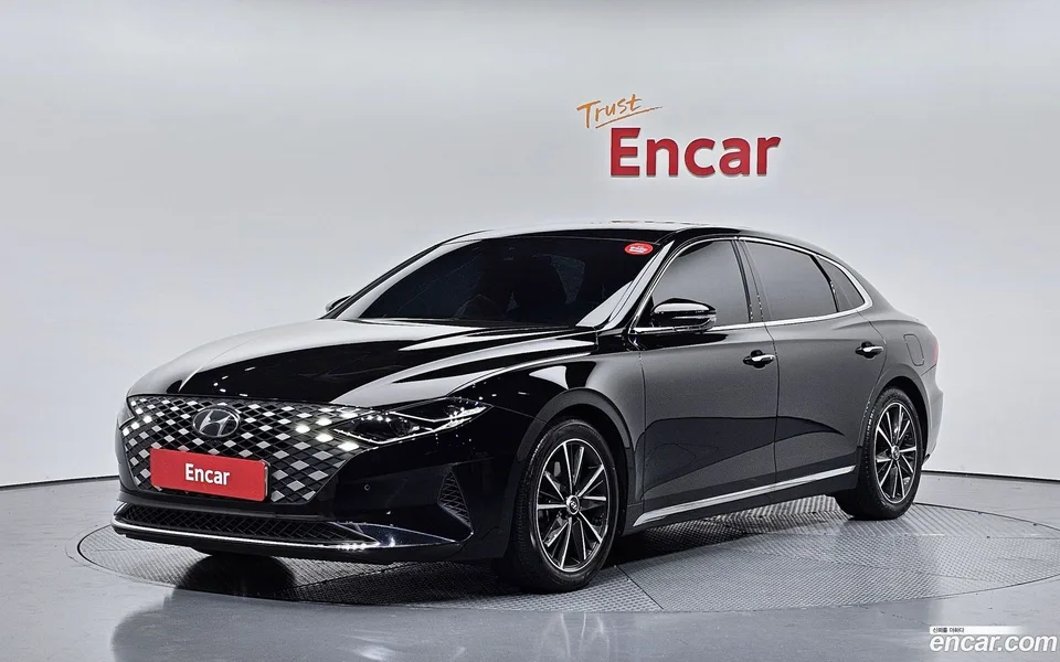 Hyundai Grandeur IG 2.5 2022 — фото 1, купить с доставкой в Москву